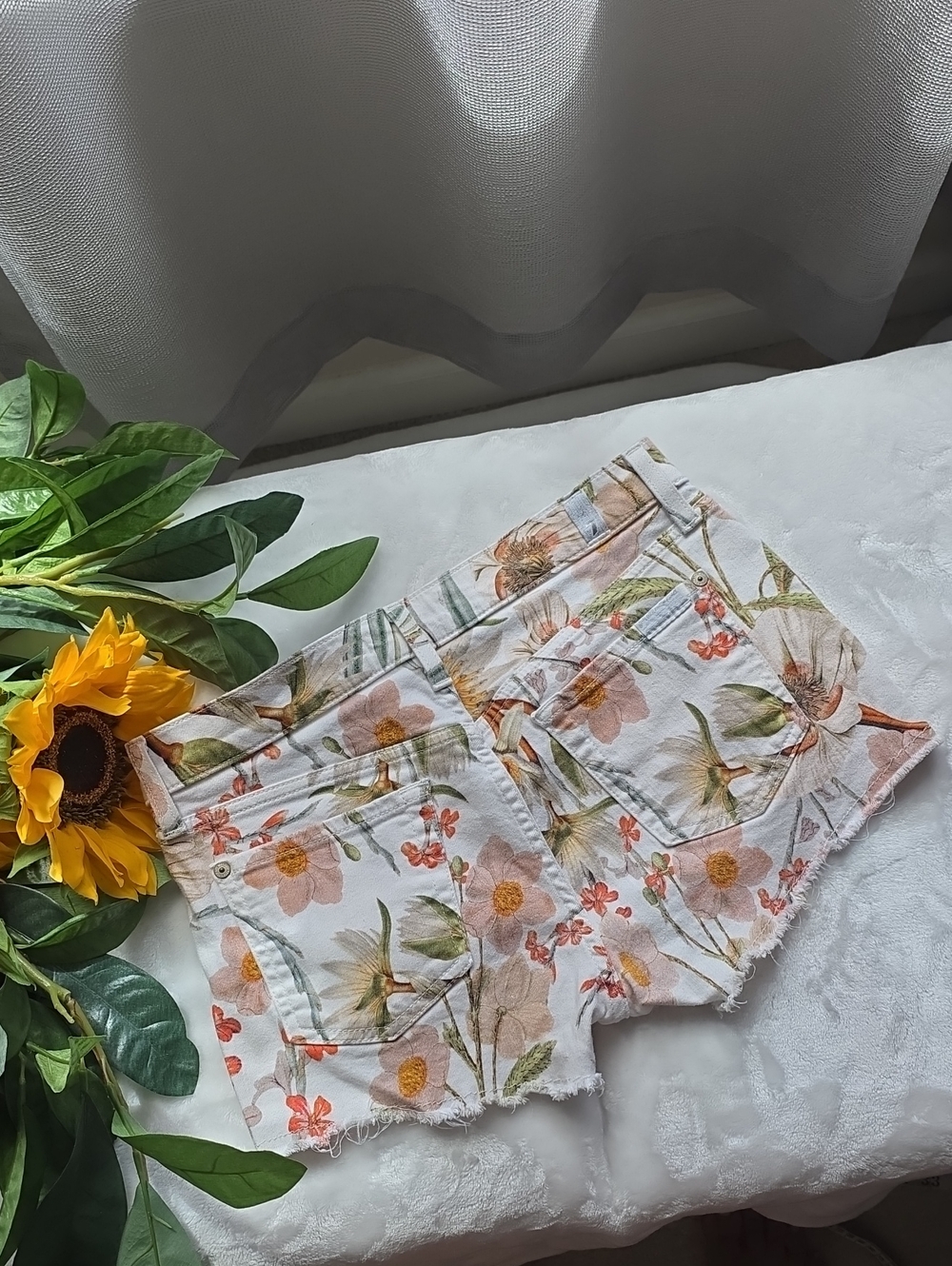7 For All Mankind White Floral Denim Shorts
